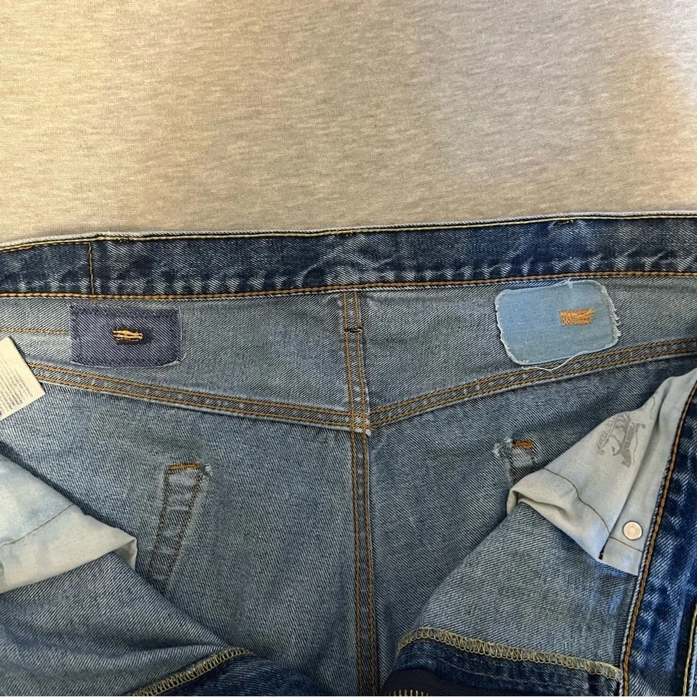 Levi's Blue Relaxed Fit Jeans with Classic Denim Style